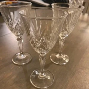 Likörglas oanvända  - Tre st