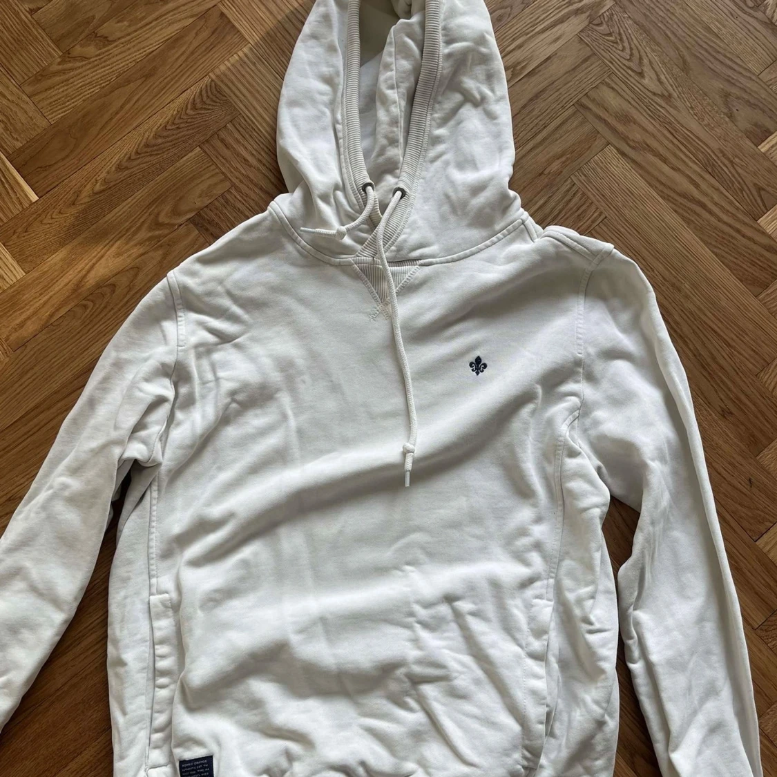 Vit hoodie från Morris