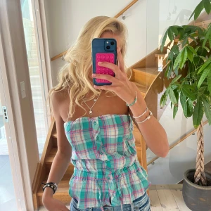 Topp utan ärmar - Jätte fin och somrig topp med ascoolt mönster och fina färger🥹❤️❤️❤️