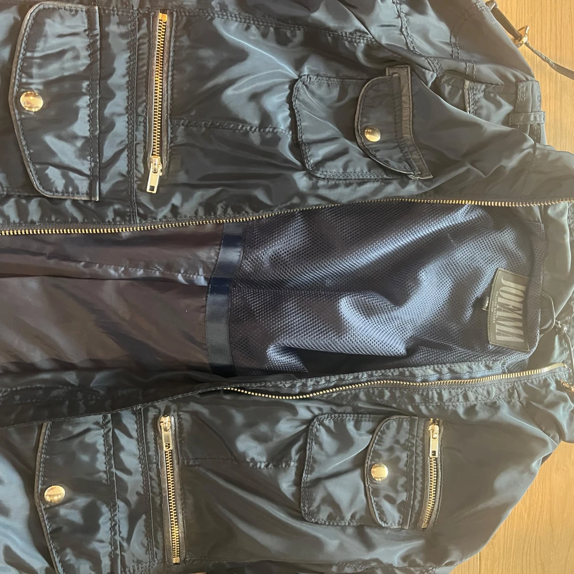 Mörkblå vindjacka från Jofama - 2