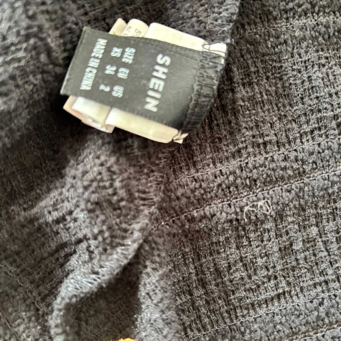 Svart volang tubtopp från SHEIN - 3