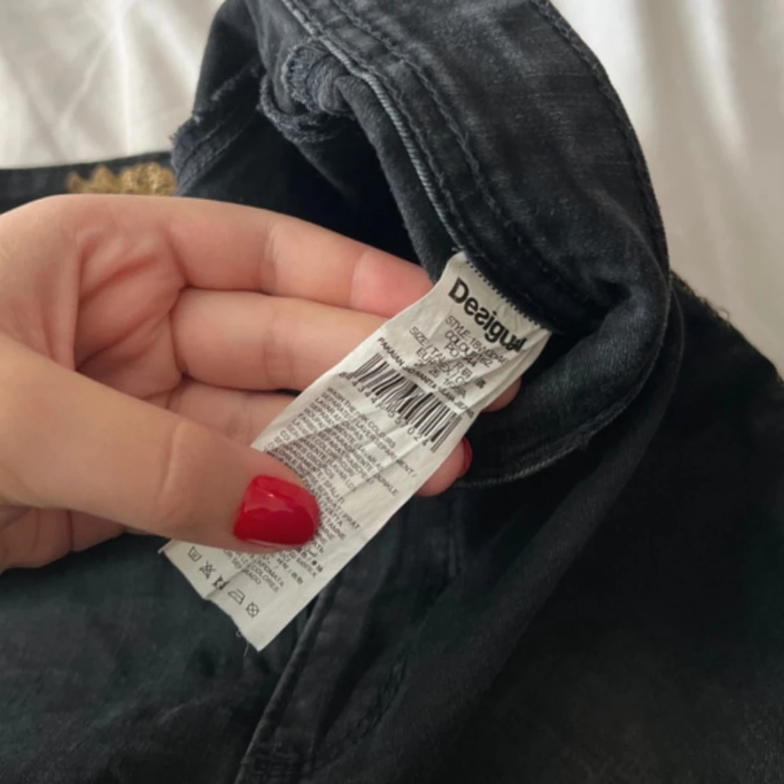 Desigual svarta jeans med broderi - 4