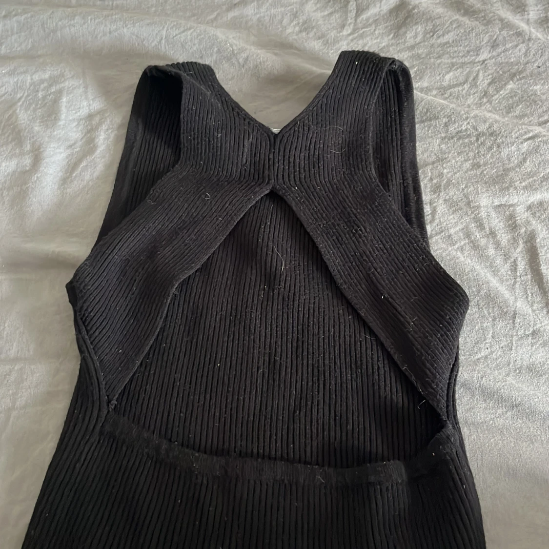 Svart ribbad linnetopp från MNG XS - 3