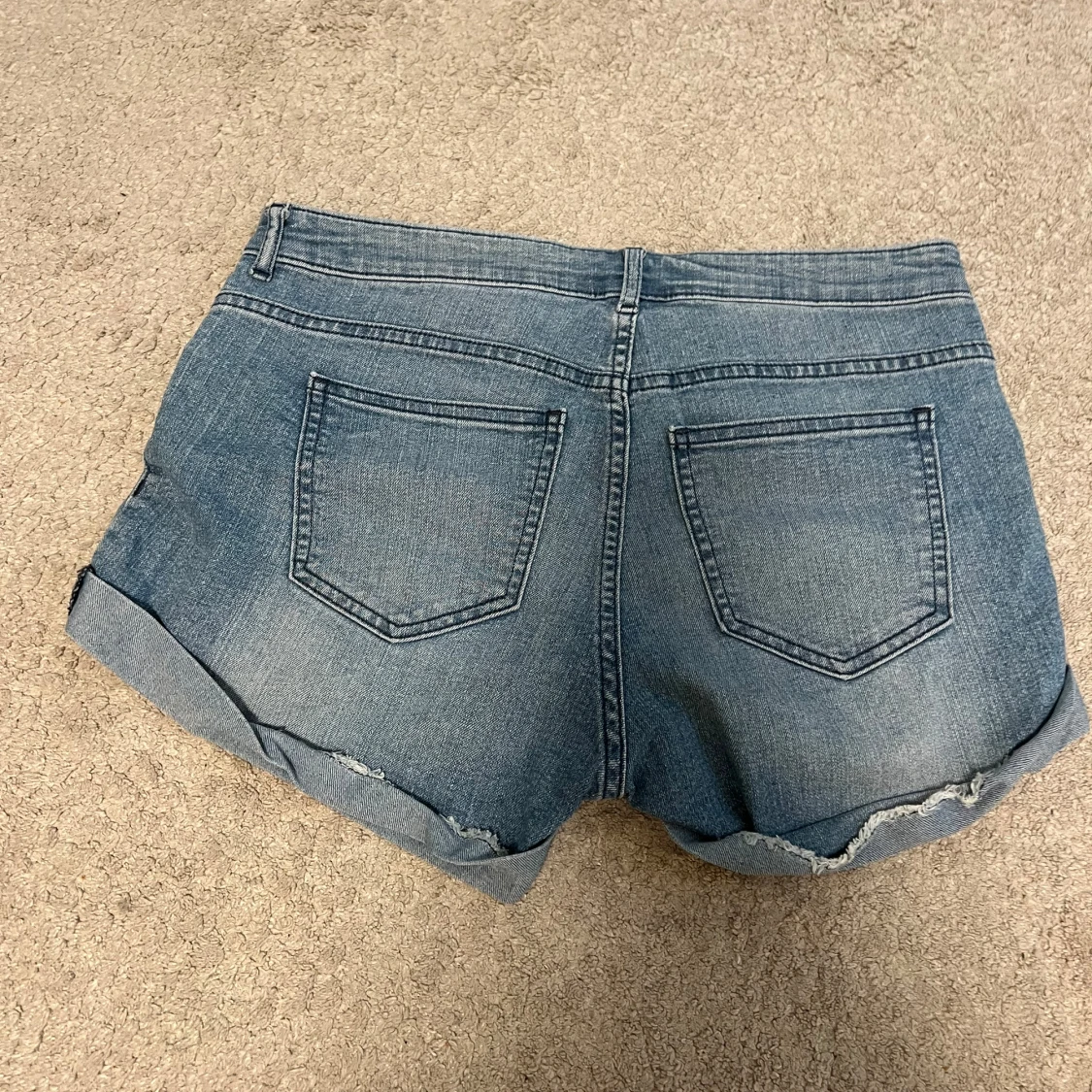 Blå jeansshorts från H&M, strl 36 - 1