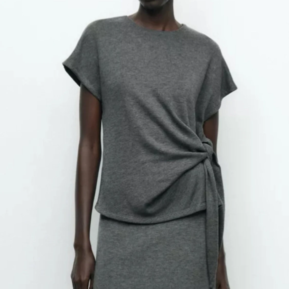 Grå topp med knytband i sidan - 2