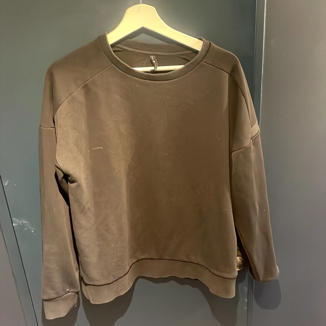 Svart sweatshirt från Sail Racing