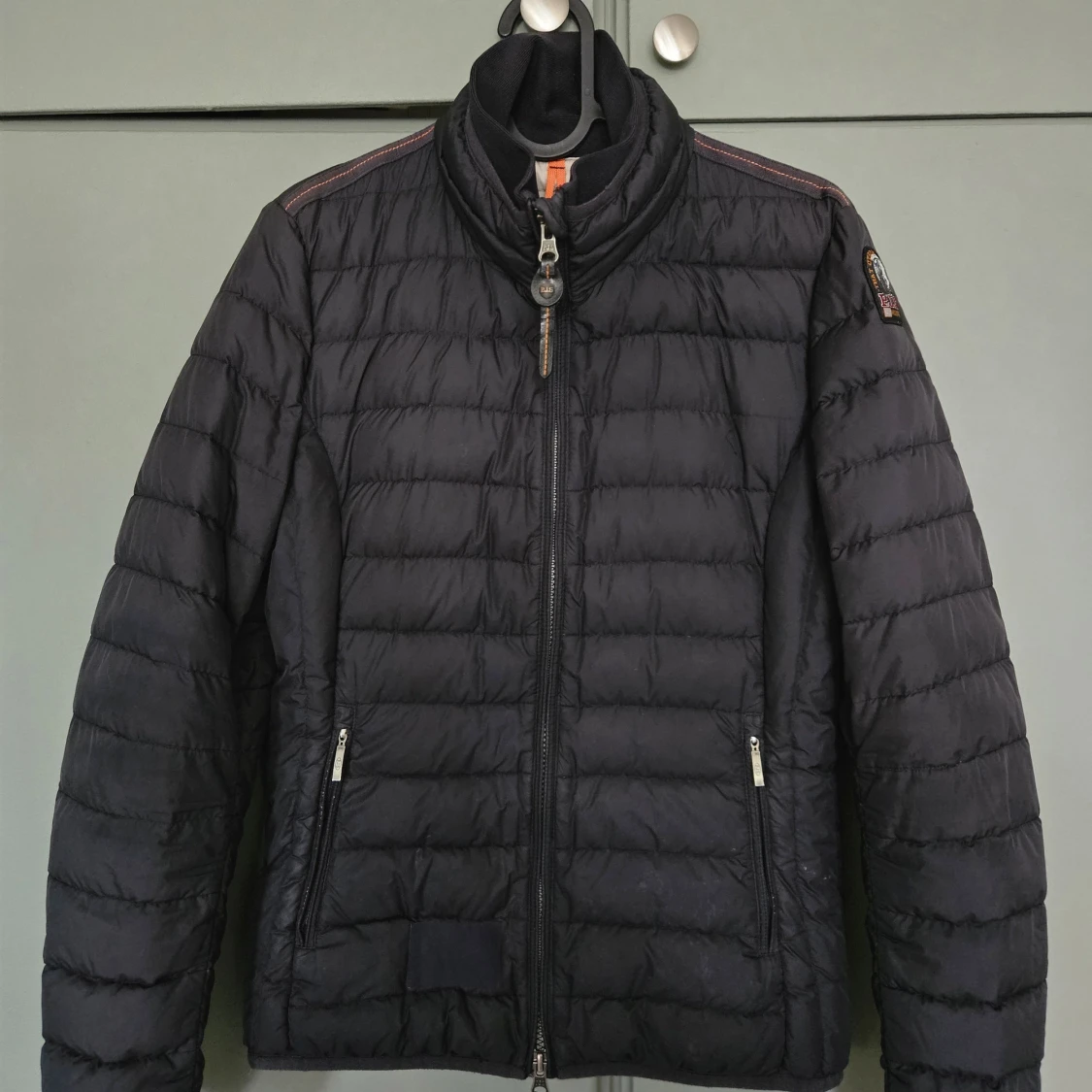 Svart dunjacka från Parajumpers