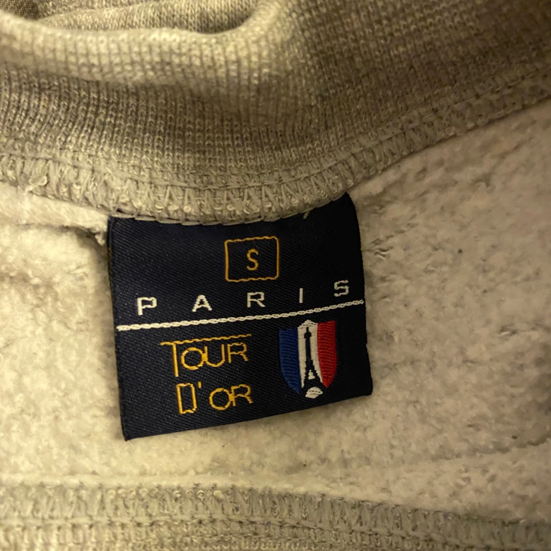 Grå tjocktröja från Paris Tour d'Or - 3