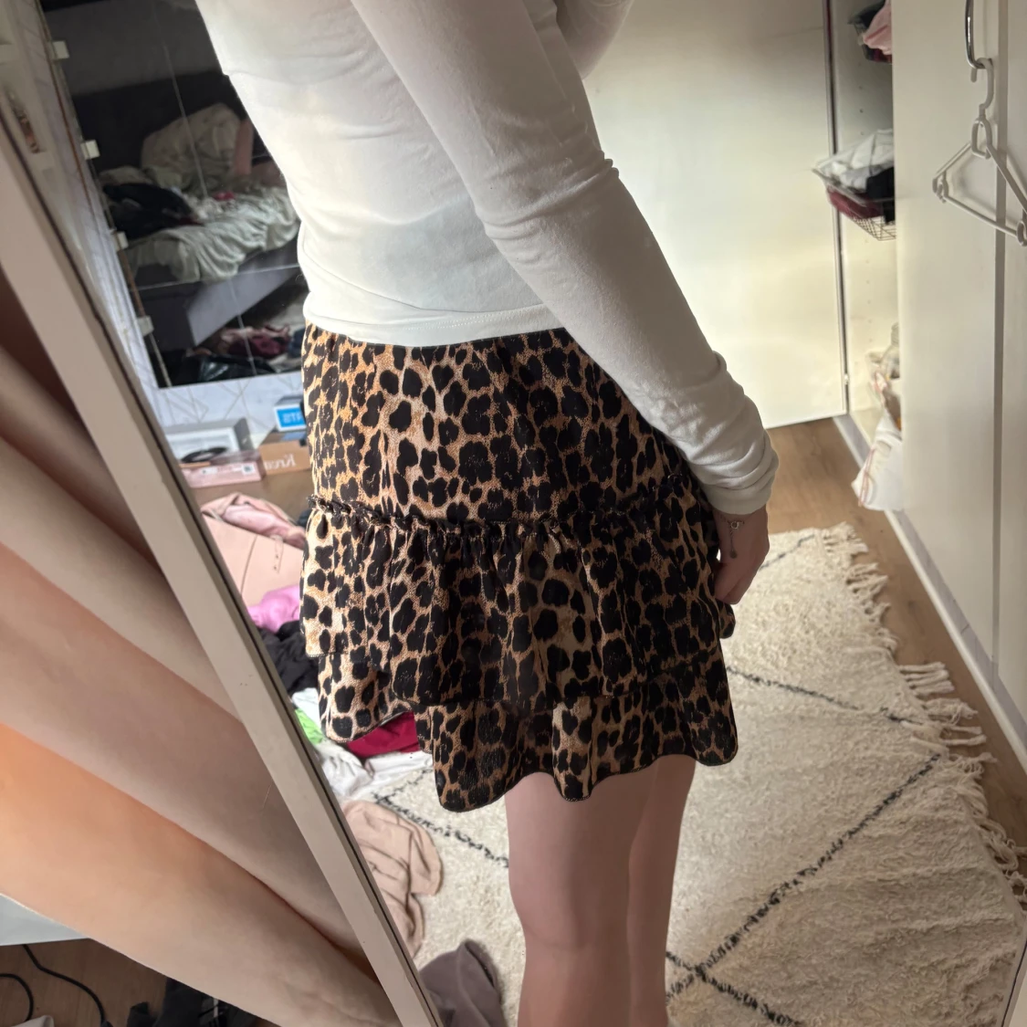 Leopardmönstrad volangkjol - 1