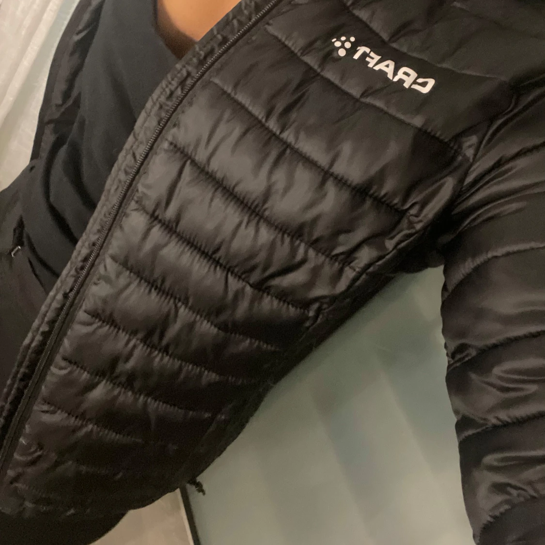 Svart pufferjacka från Craft - 1