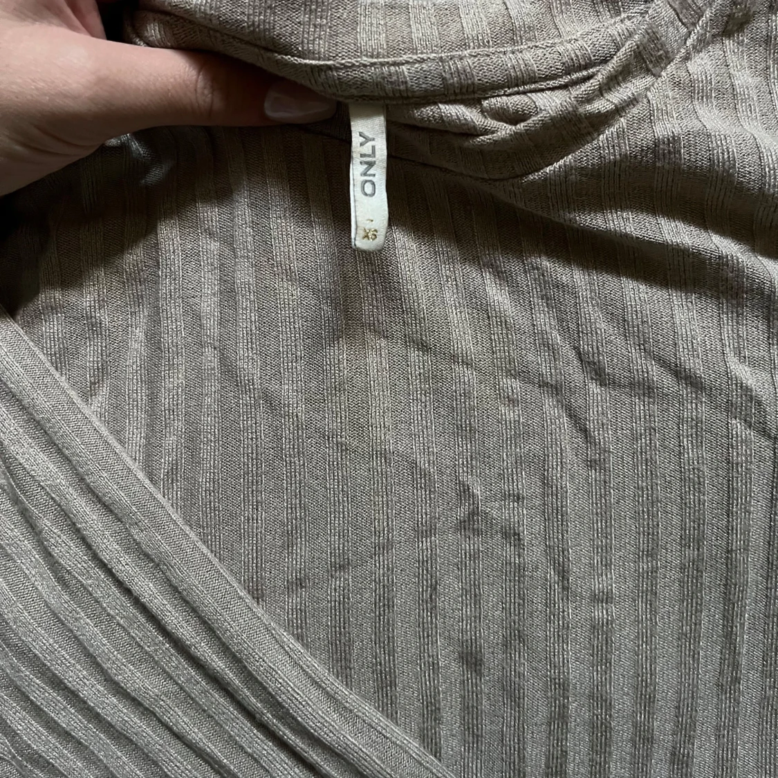 Beige ribbad långärmad topp - 3