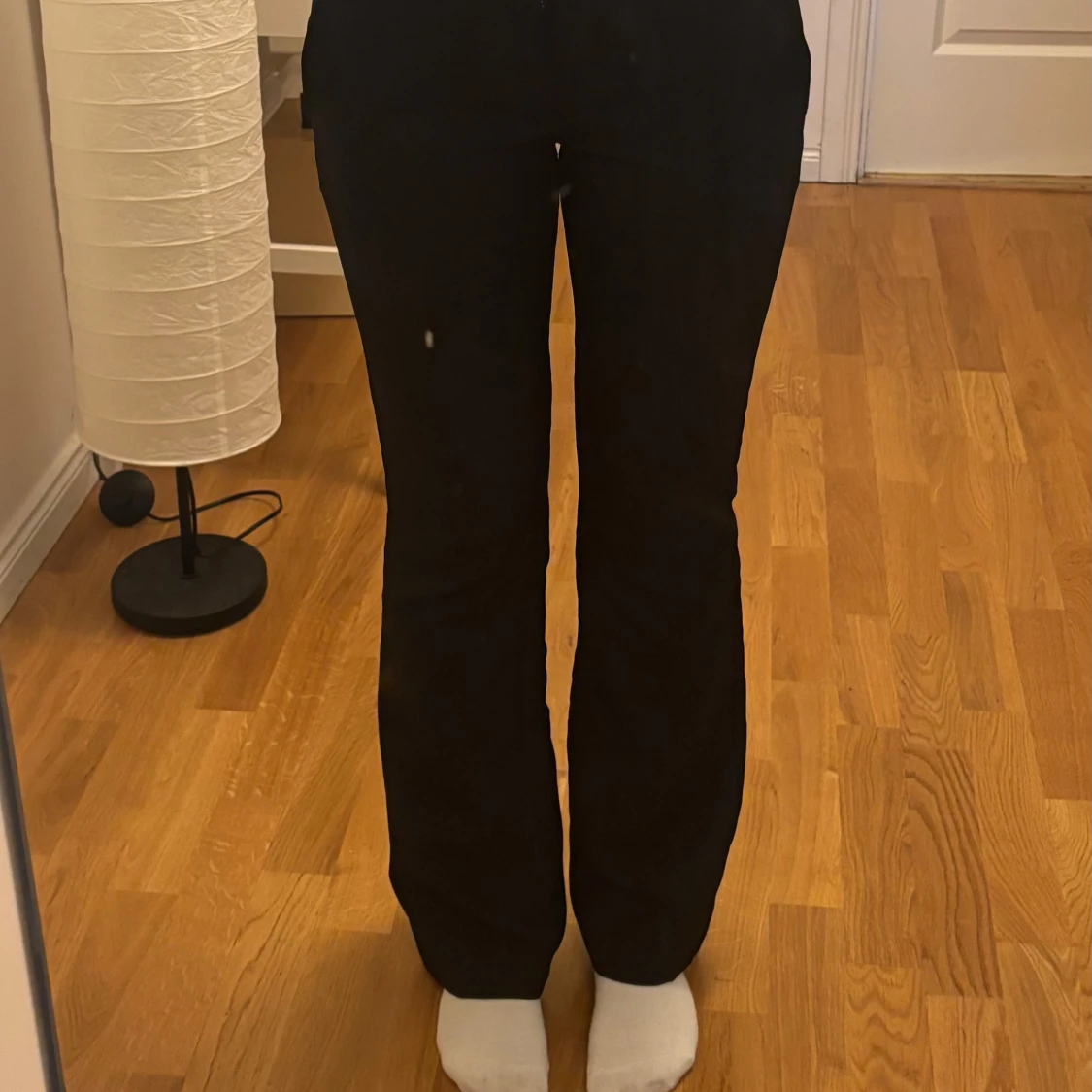 Svarta kostymbyxor från Bikbok - 1