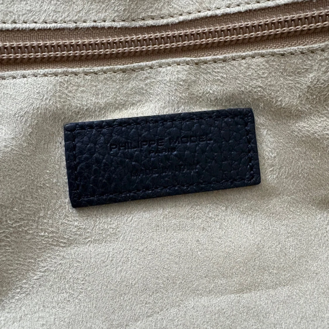 Camouflage resväska från Philippe Model - 2