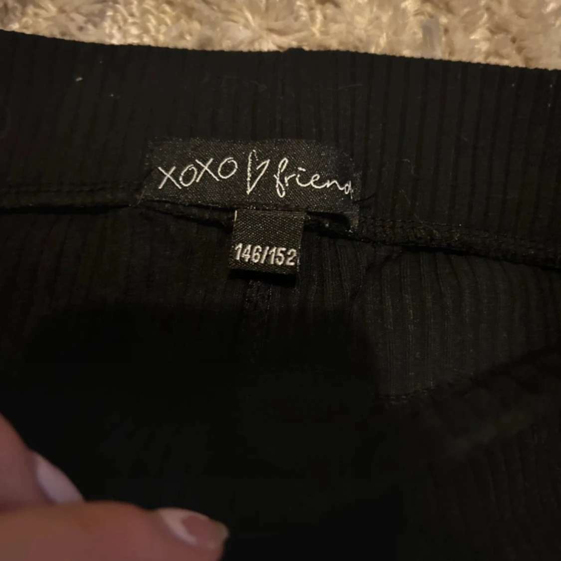 Svarta ribbade cykelbyxor från XOXO Friends - 1