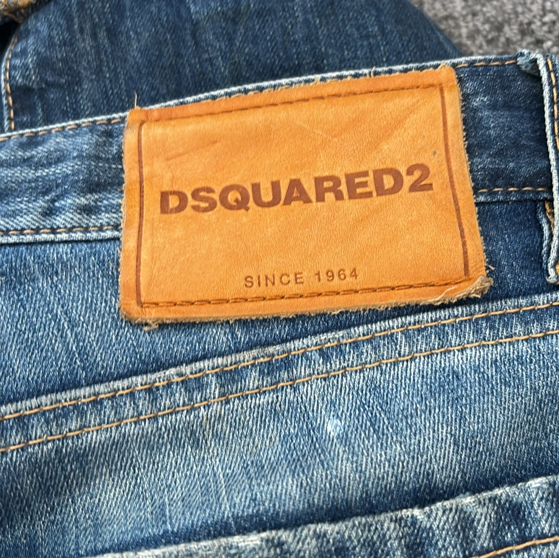 Blå slitna jeans från DSQUARED2 - 3