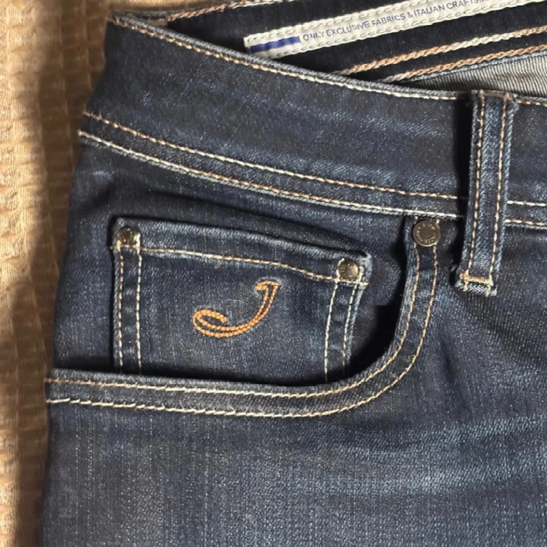 Mörkblå jeans från Jacob Cohën - 1