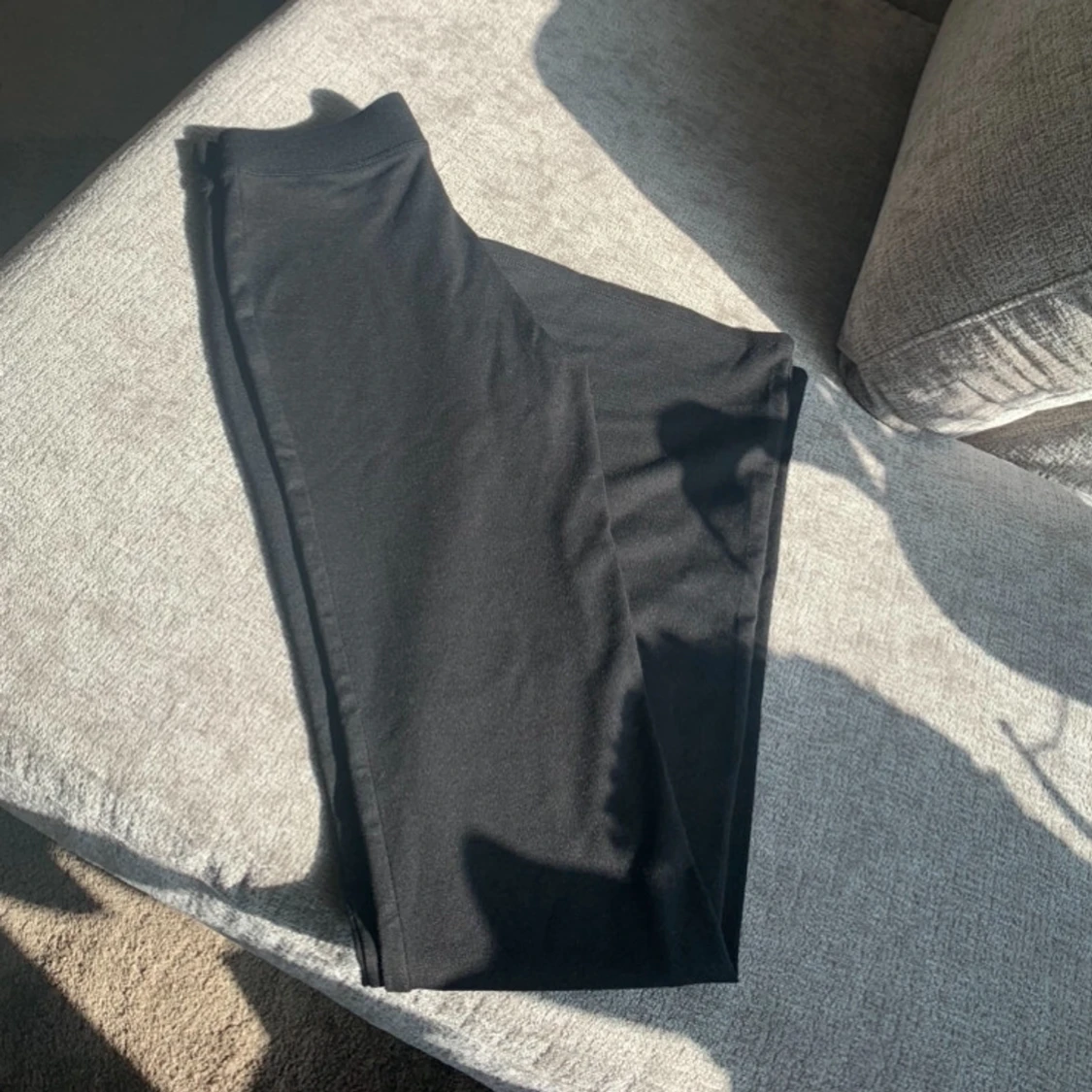 Ny! Svarta byxor från Gina Tricot - 2