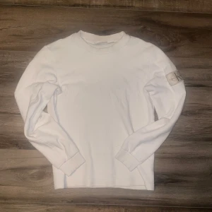 Calvin Klein  - Säljer ni min Calvin Klein för att den inte passar längre. 