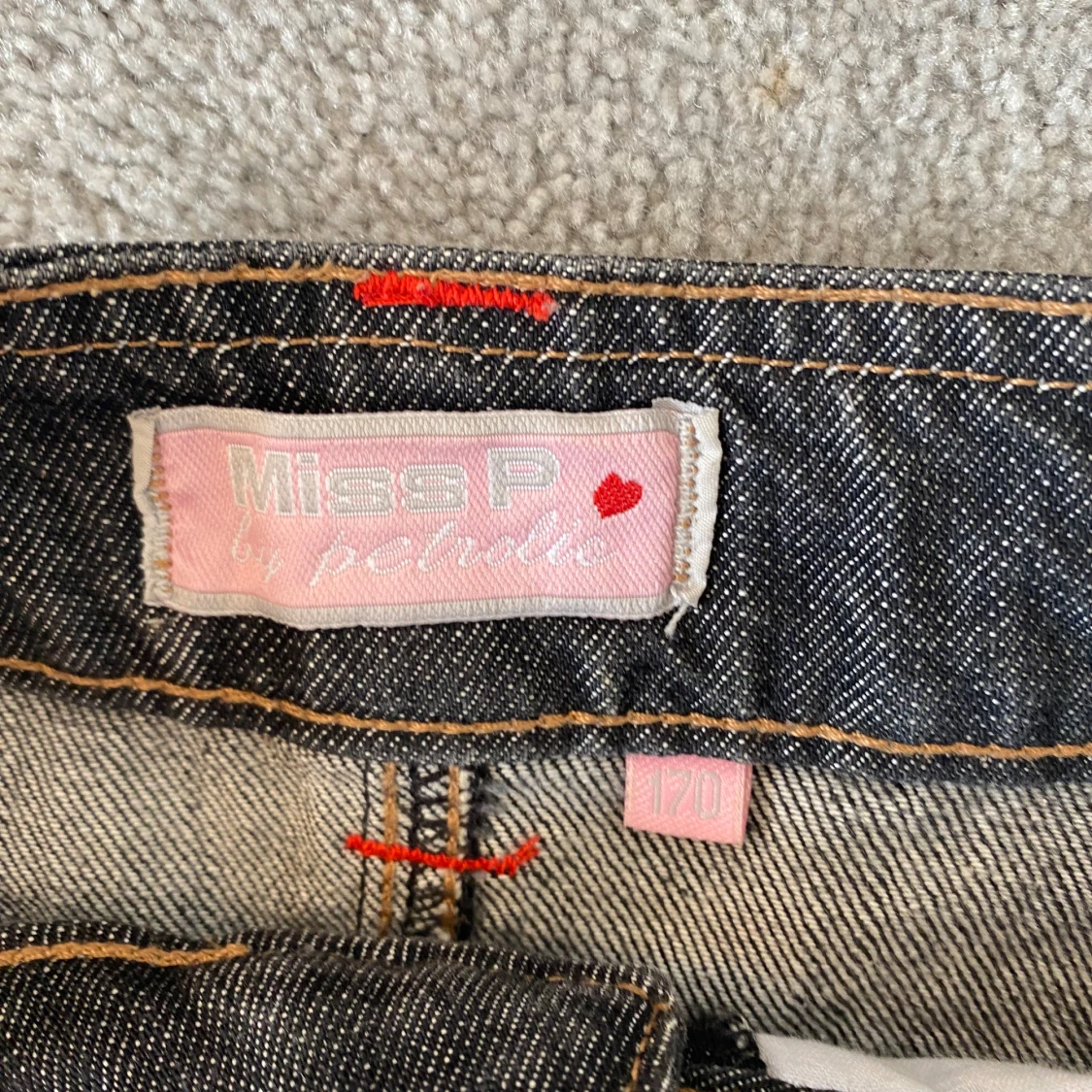 Y2k Jeanskjol från Miss P  - 2