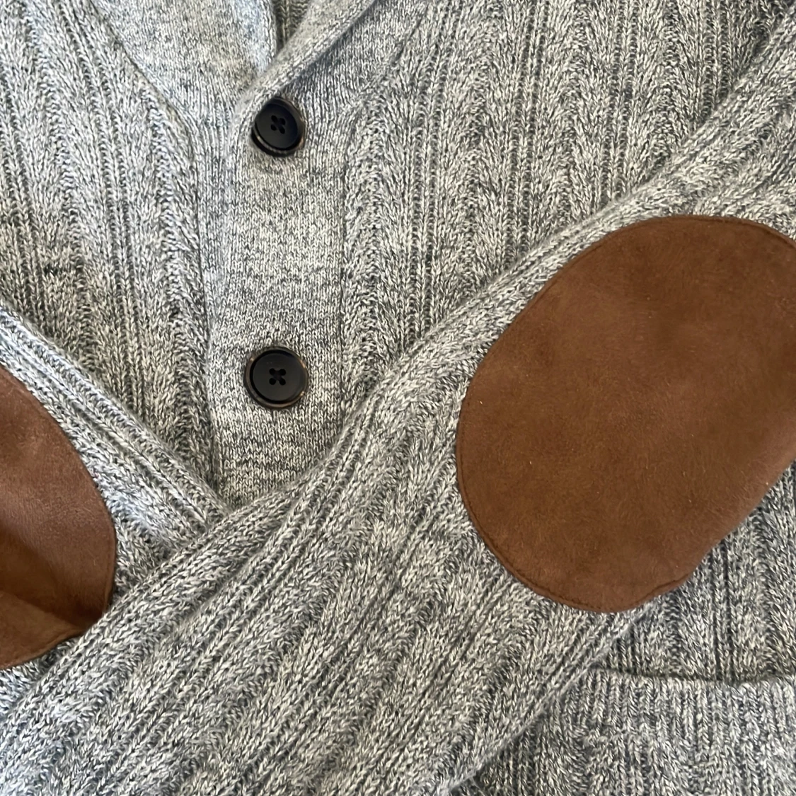 Grå stickad kofta från Pier One - 1