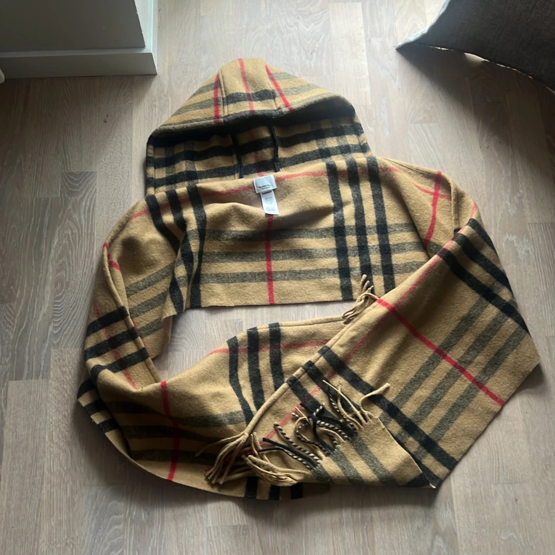 Burberry hooded scarf