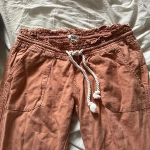 Roxy linnebyxor  - Storlek xs, fint skick!💗