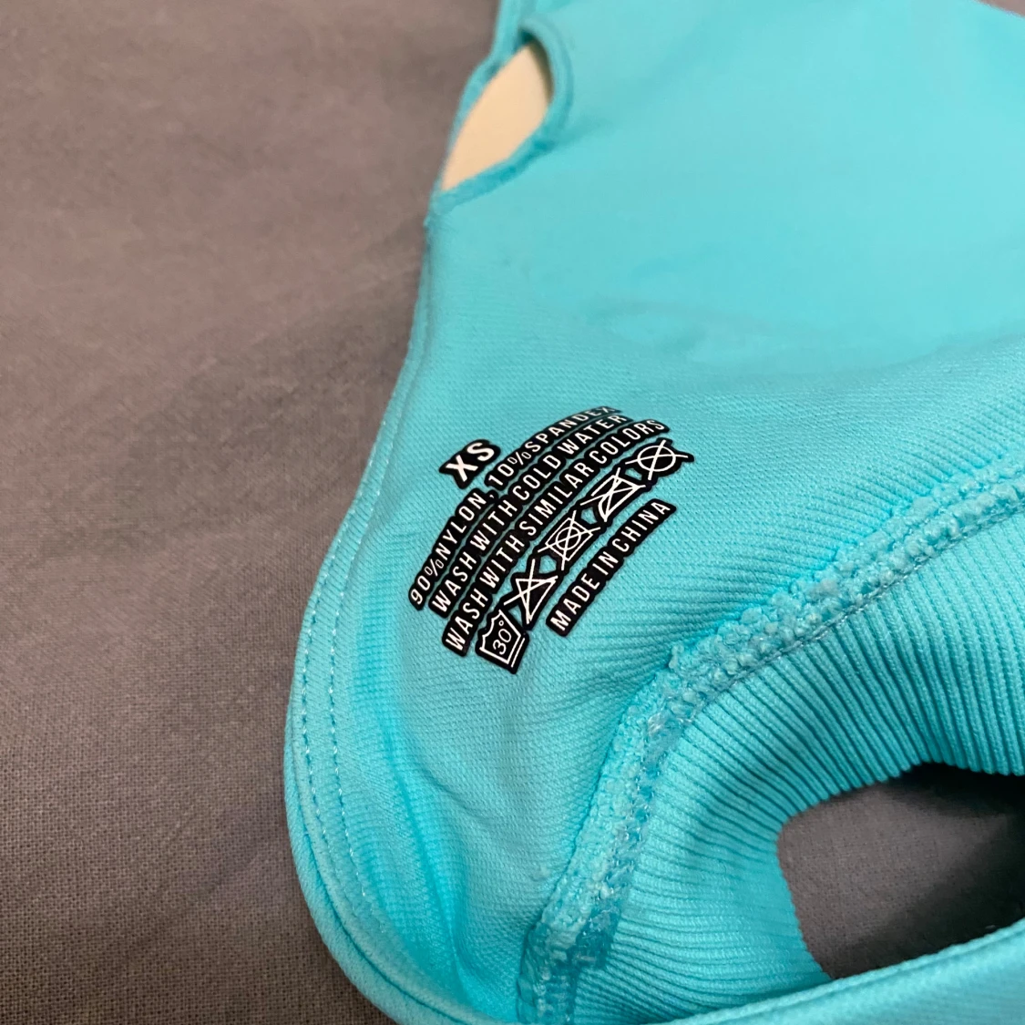 Turkos sporttopp från GTECH  - 2