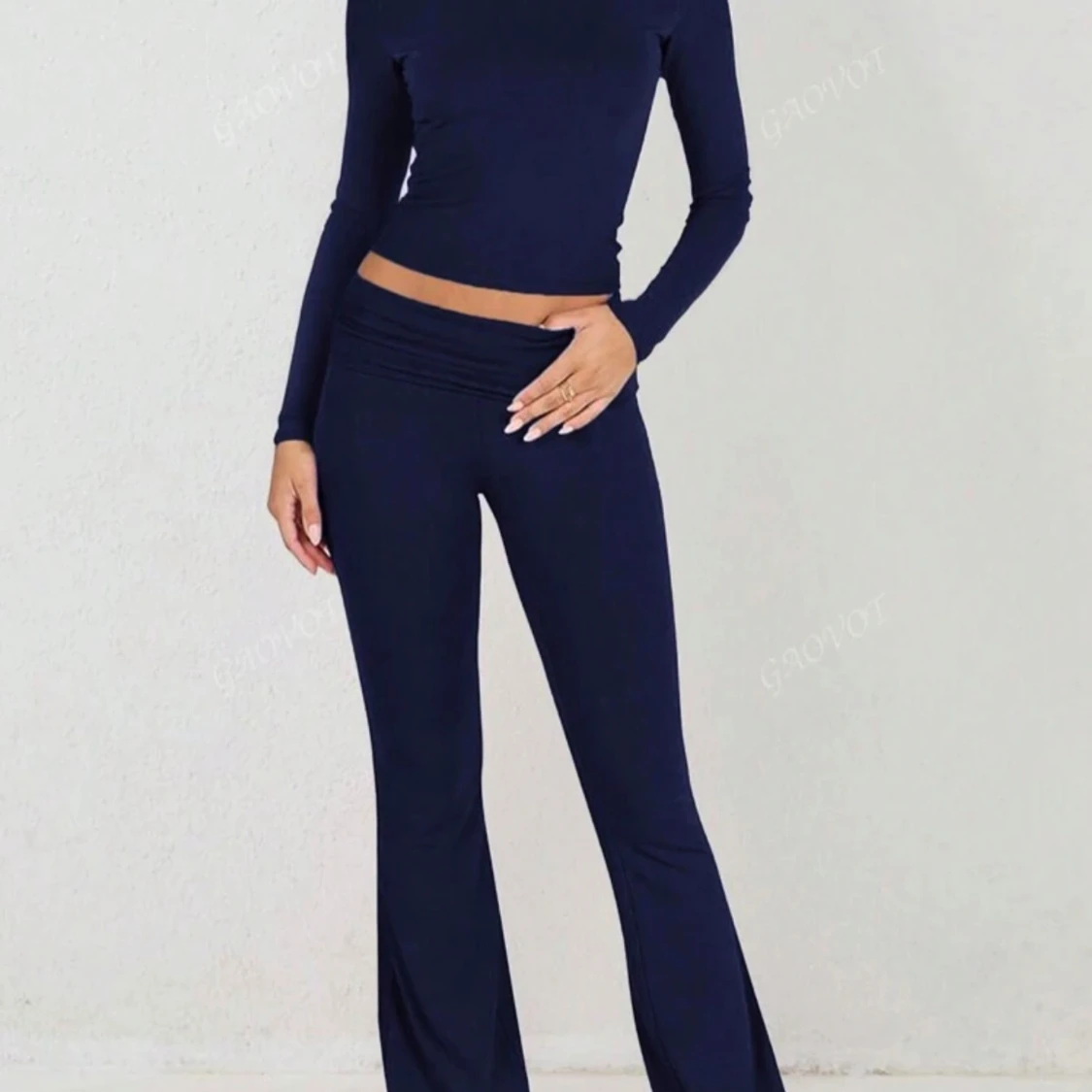 Mörkblå bootcut mjukisbyxor