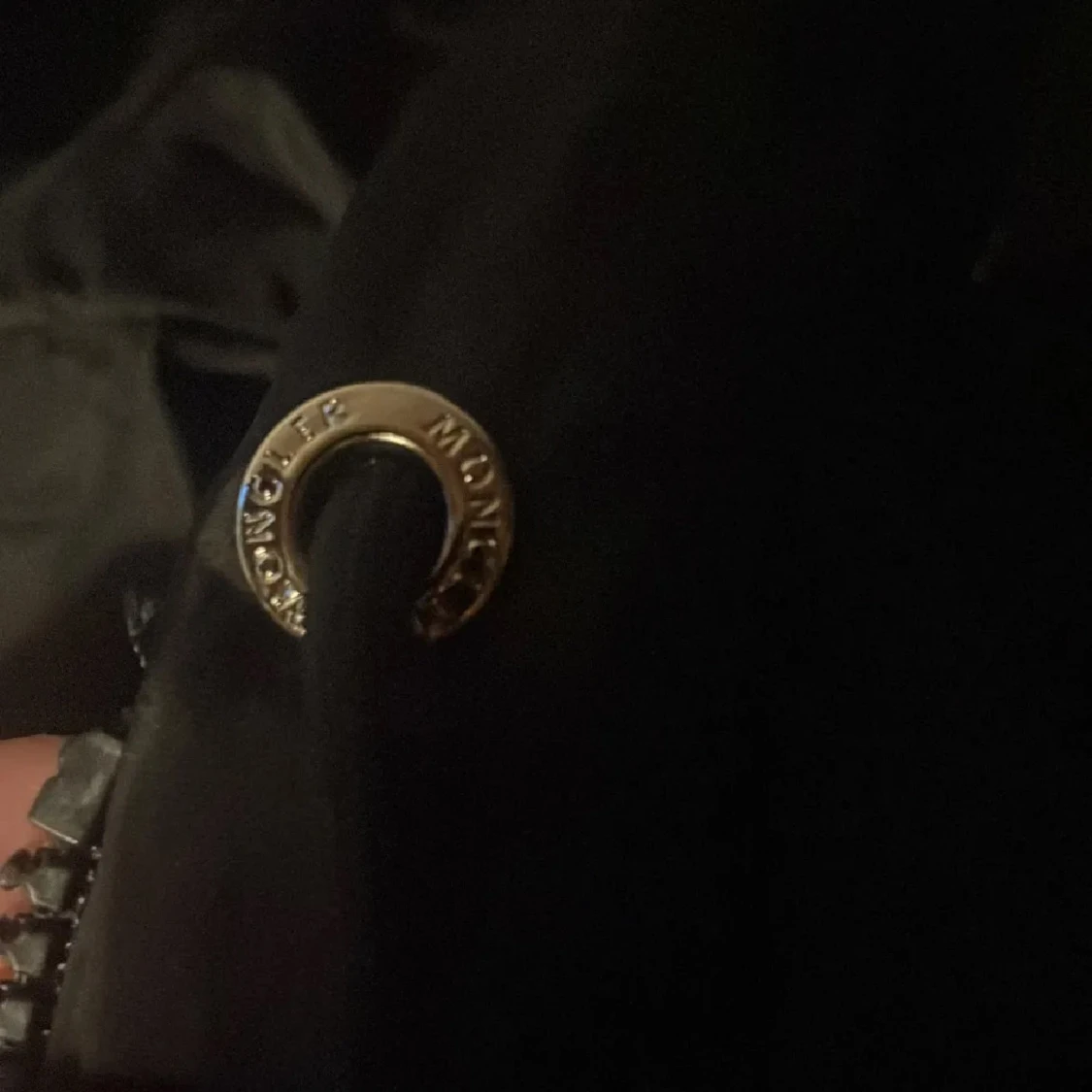 Svart vindjacka från Moncler