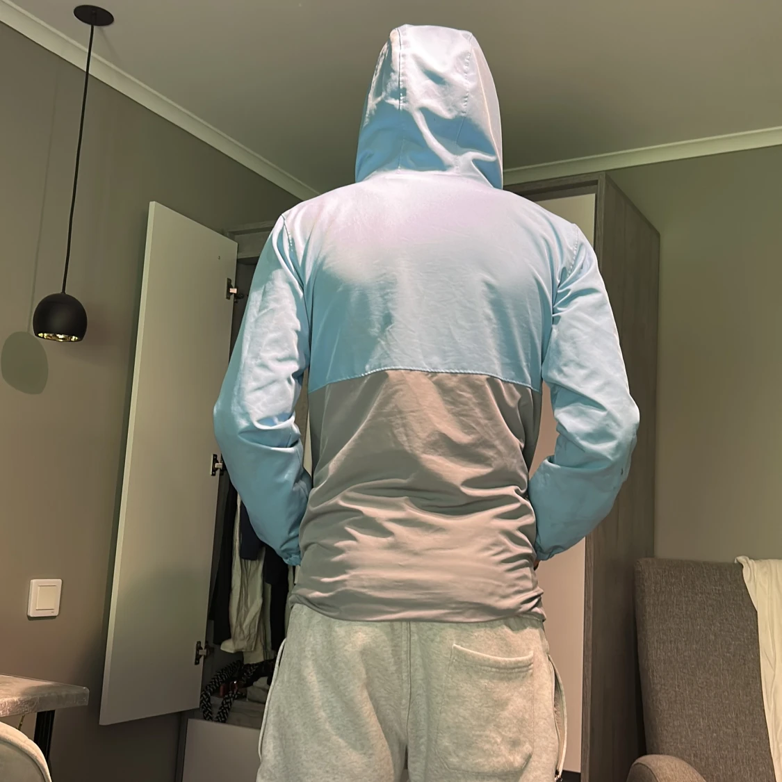 Blå och grå vindjacka från under armour - 2