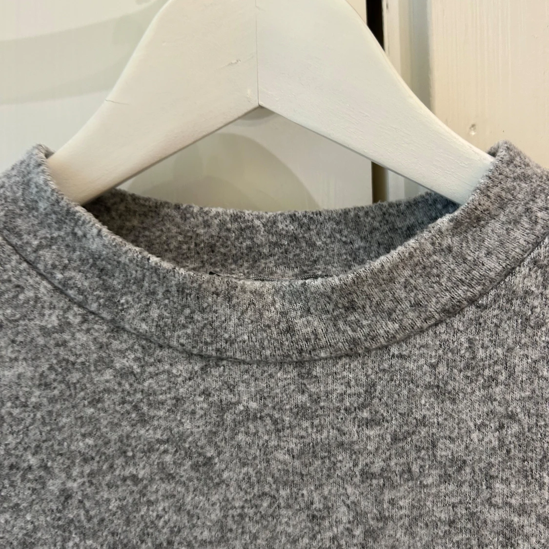 Zara Grå stickad tröja med pärlor - 1