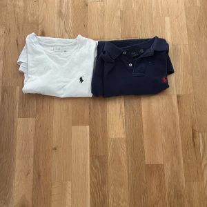Polo ralph lauren t shirts - 2st ralph lauren t shirts för bara 350 för att jag växte ut dom och dom har bara suttit i min garderob.