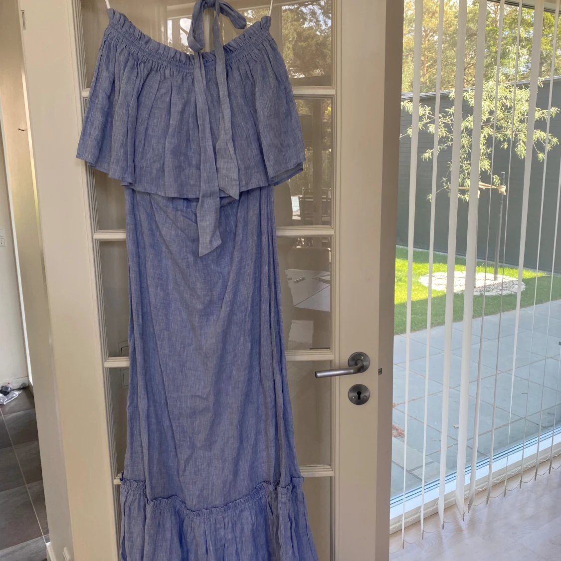 Ljusblå långklänning i linne från Vesna W - 4