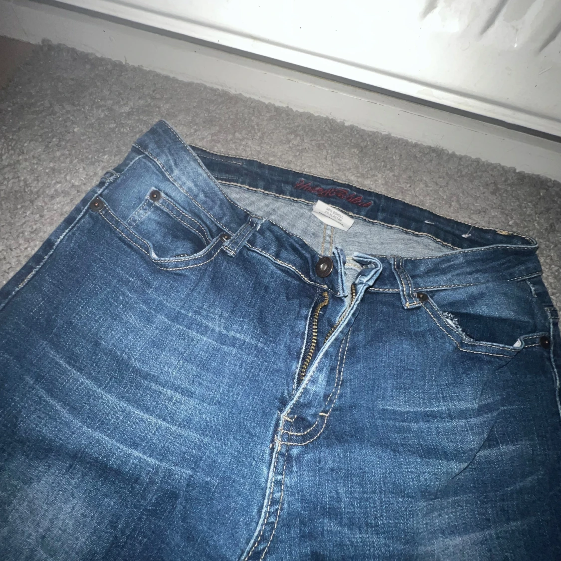 Mörk Blåa bootcut jeans från Honey Blue - 2