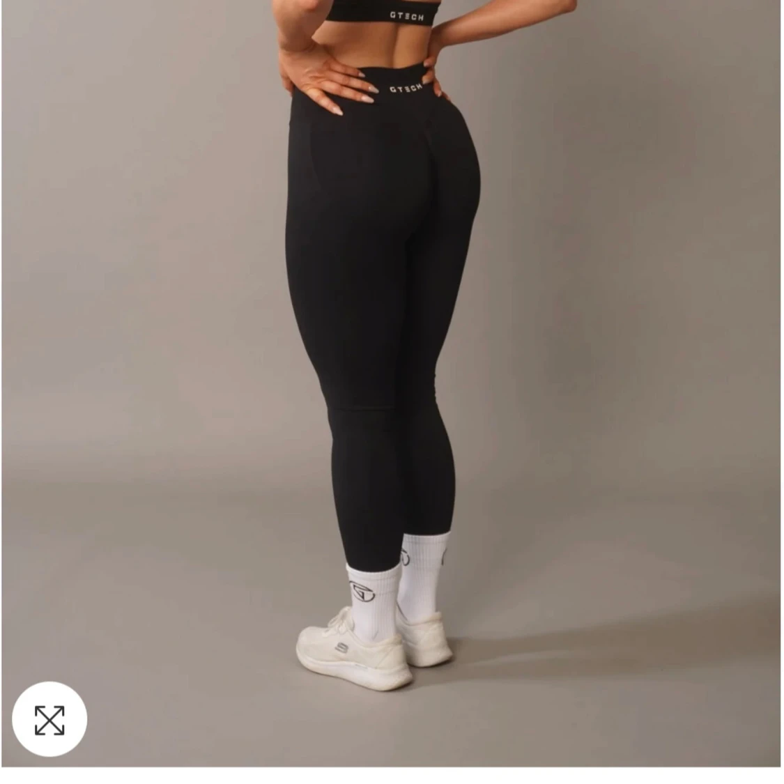 Performance Seamless Scrunch Tights