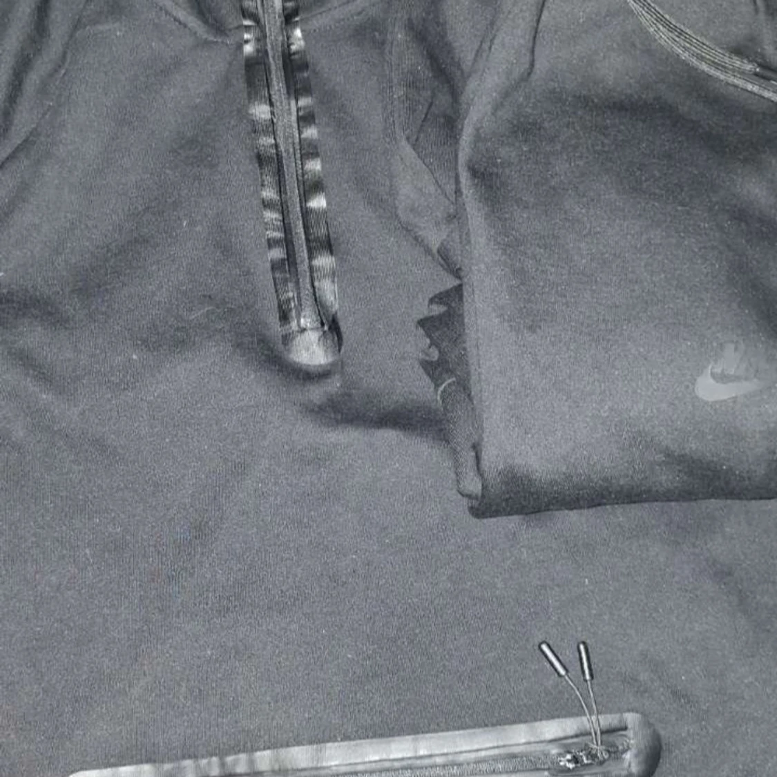 Svart Nike vindjacka med half zip - 1