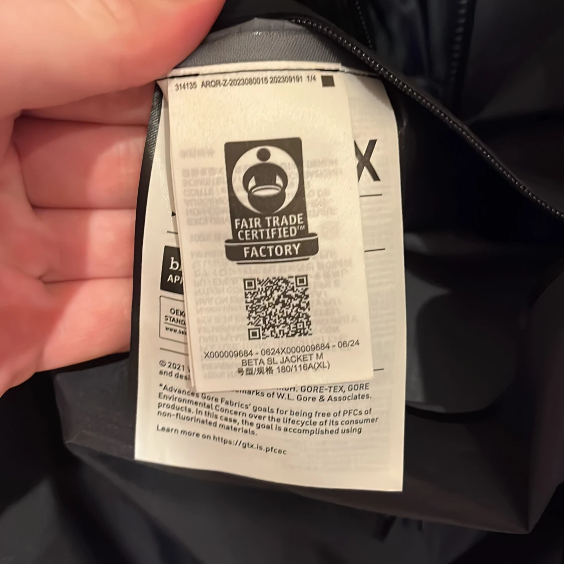 Svart Arc'teryx Beta SL Gore-Tex jacka - 1