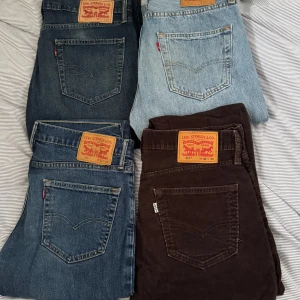 Levis jeans - Olika vintage levisjeans i modell 511 (se storlek på bilderna) förutom dom ljusblåa som är 501 i strl 31/32. 250/st eller två för 400kr💕💕
