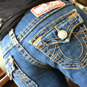 Intressekoll❤️ - Intessekoll på true religion jeans, kom med prisförslag 