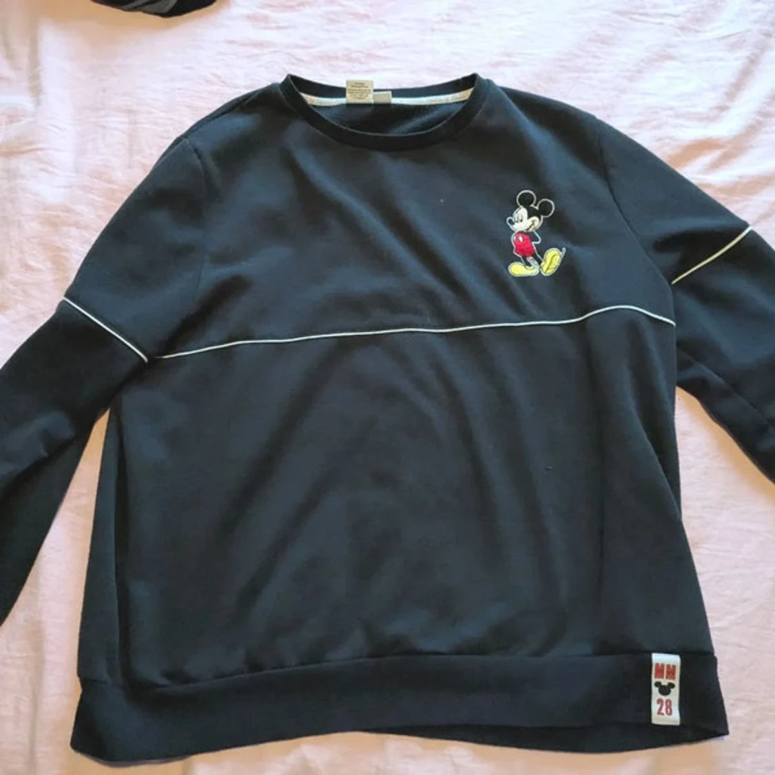 Svart långärmad tröja med Mickey Mouse från Disney - 1