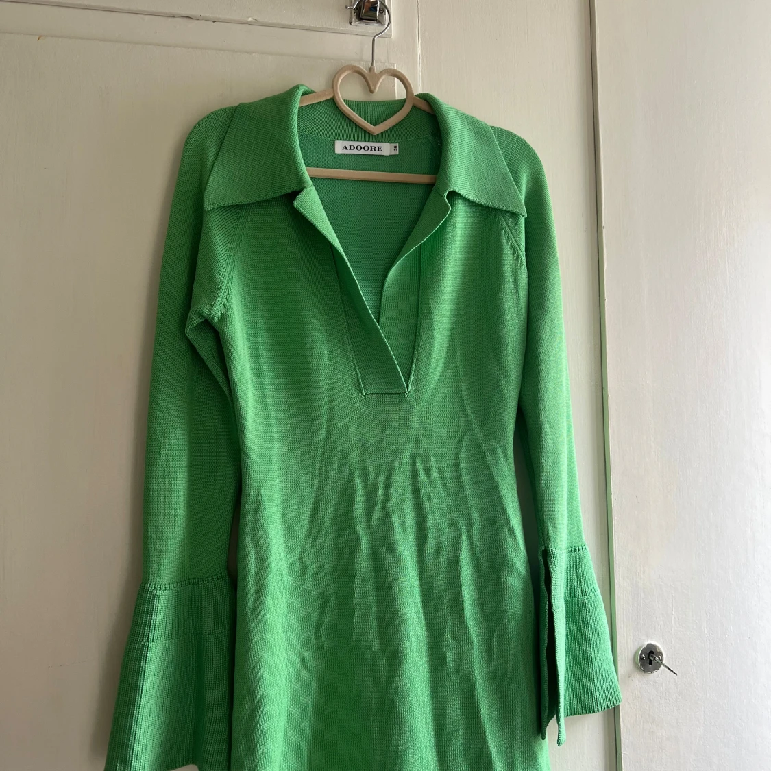Grön stickad klänning från Adoore