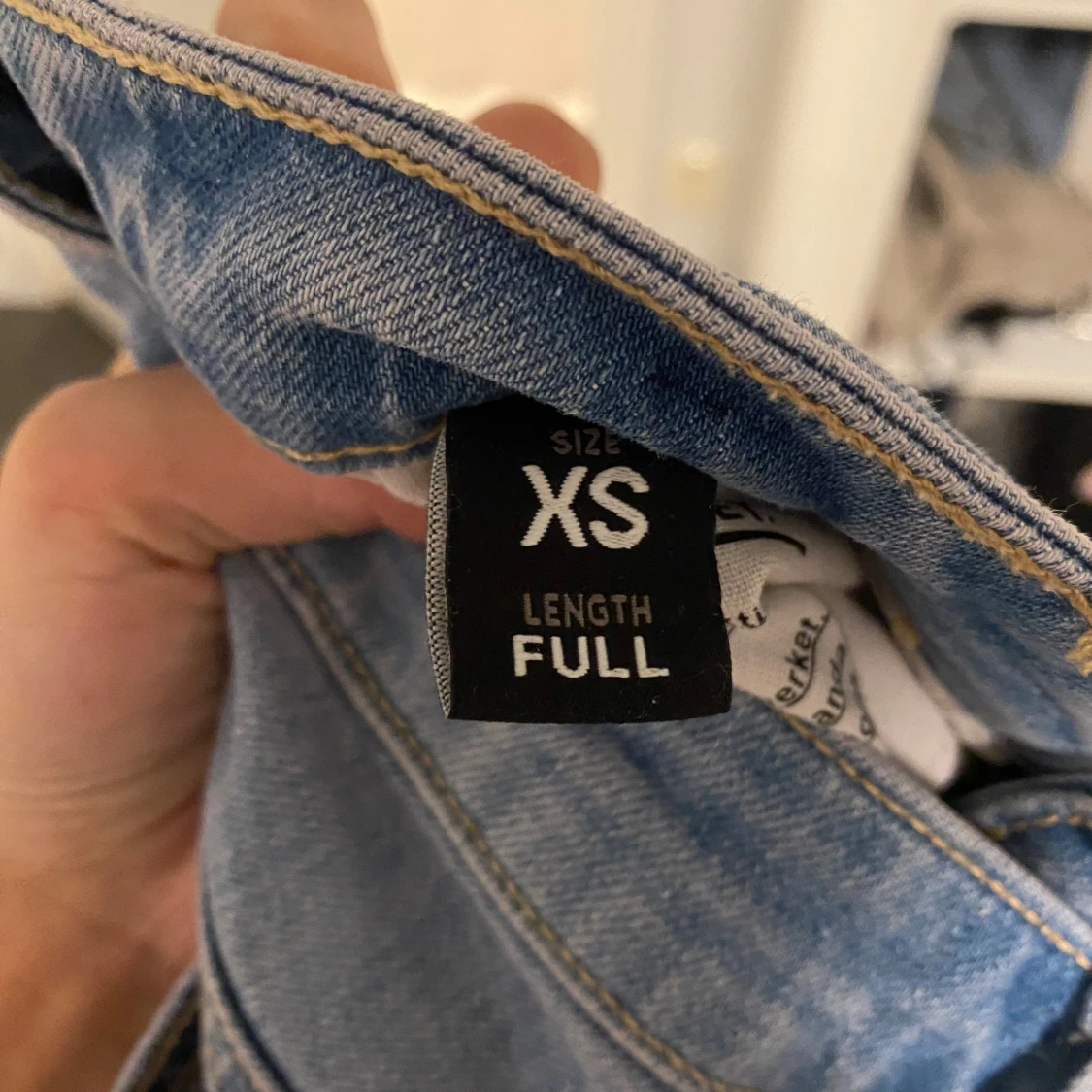Ljusblå bootcut jeans i full längd - 2