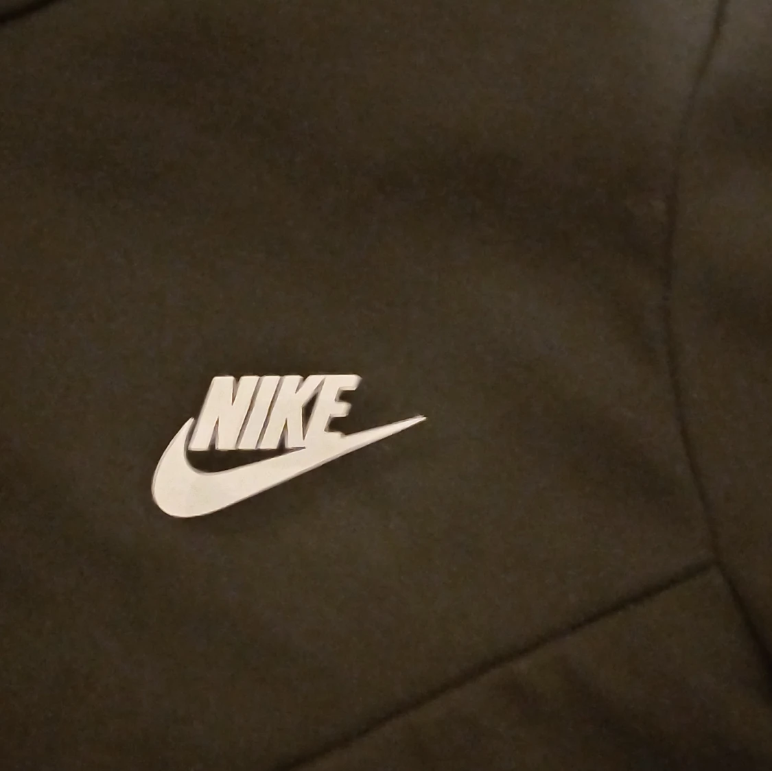 Svart zip-jacka från Nike - 3
