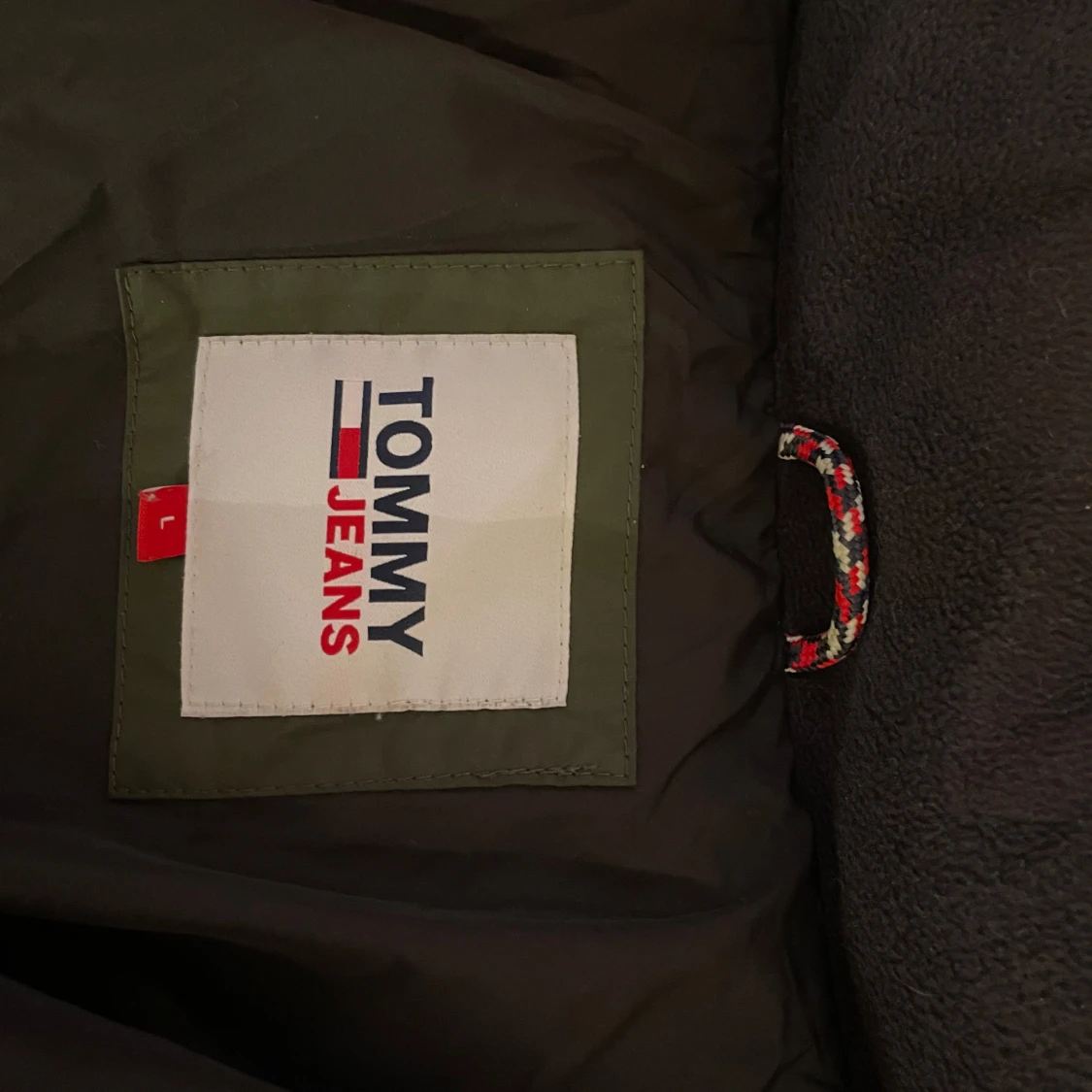 Pufferjacka från Tommy Hilfiger - 4