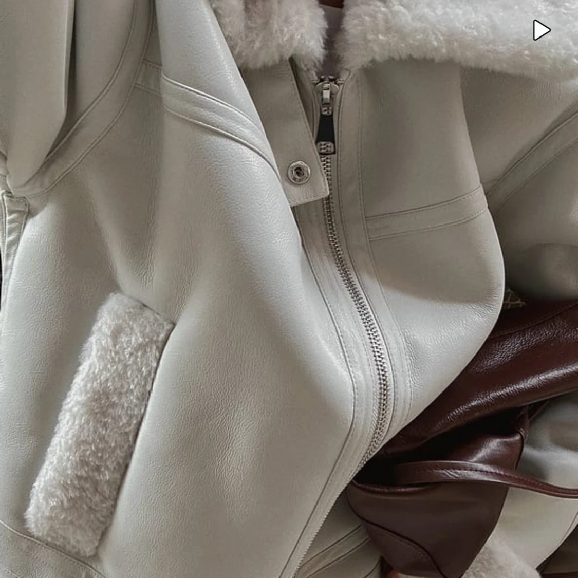 Vit jacka från NA-KD - 1