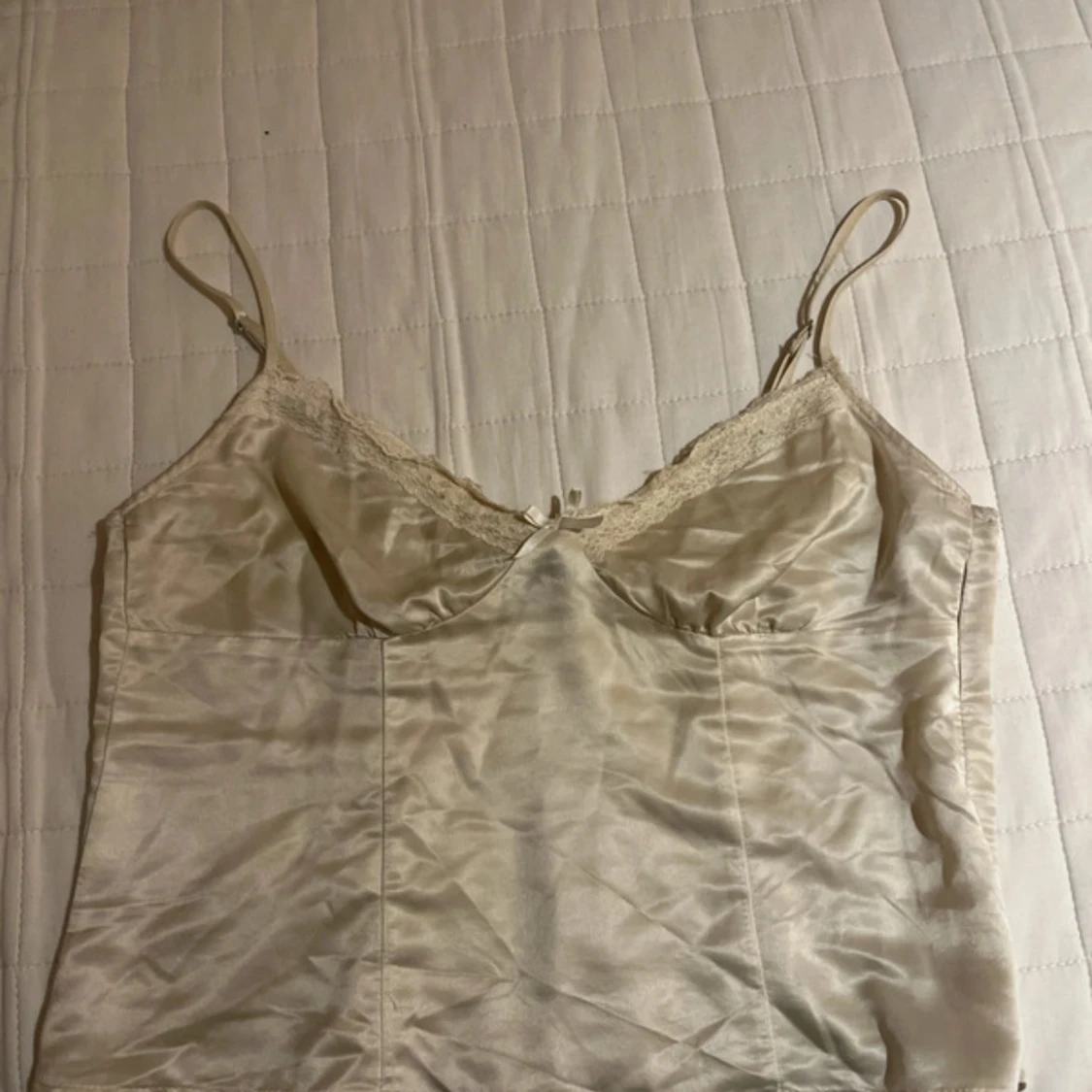 Beige satinlinne från H&M Divided