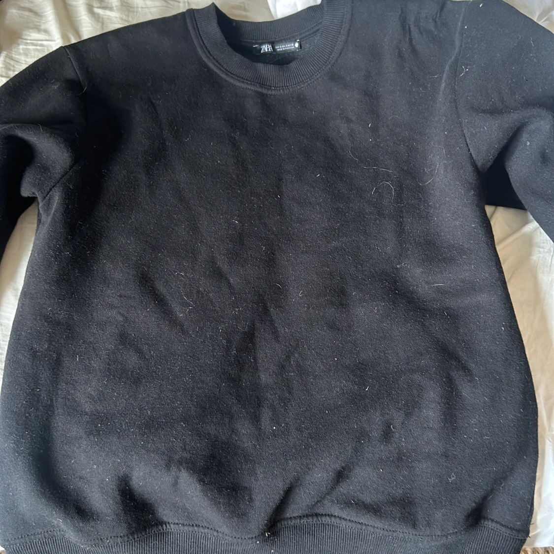 Svart sweatshirt från Zara