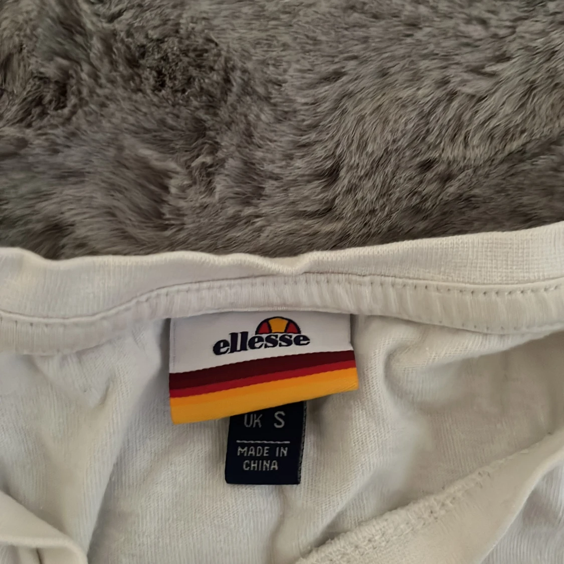 Vit långärmad Ellesse tröja S - 2