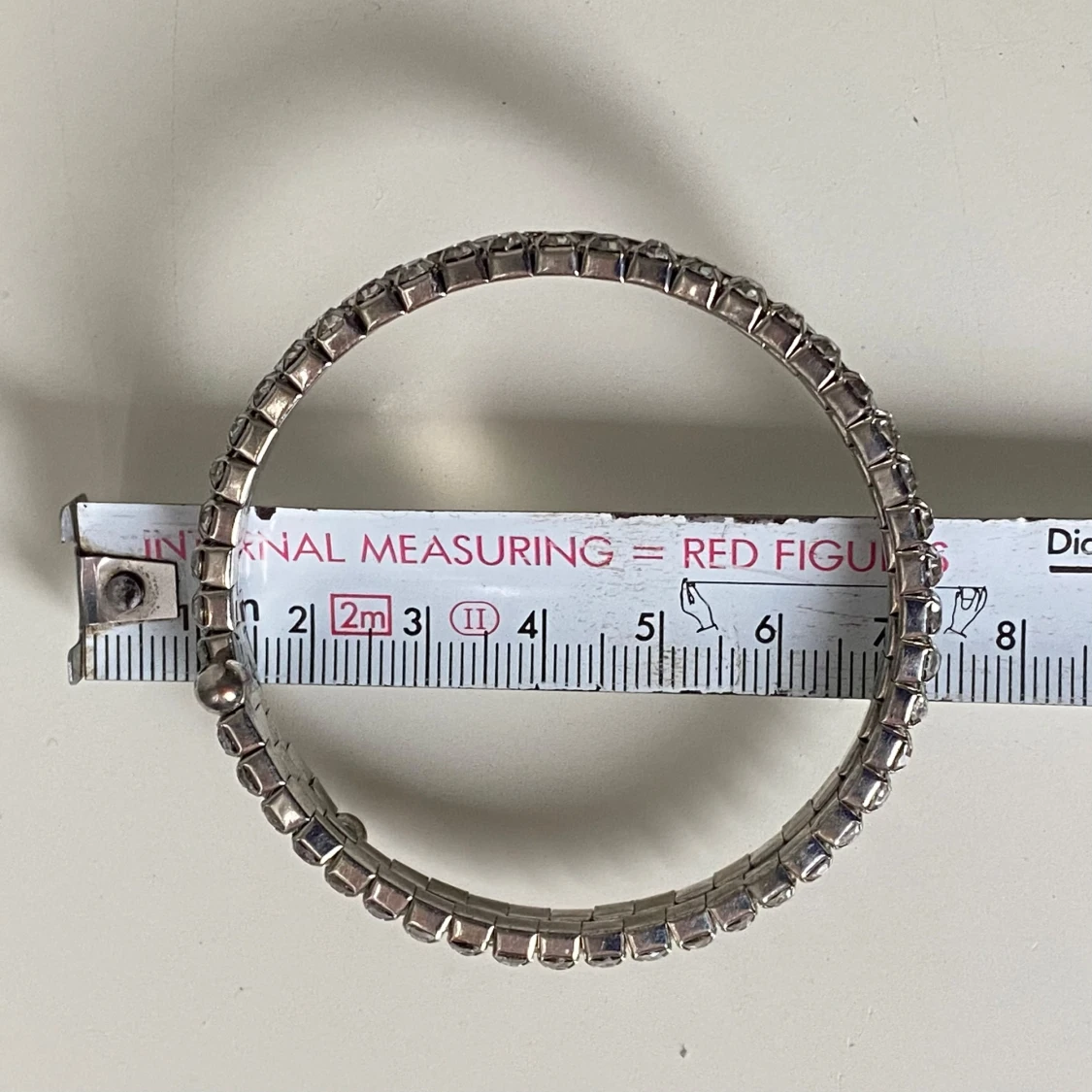 Glittrigt silverfärgat armband - 4