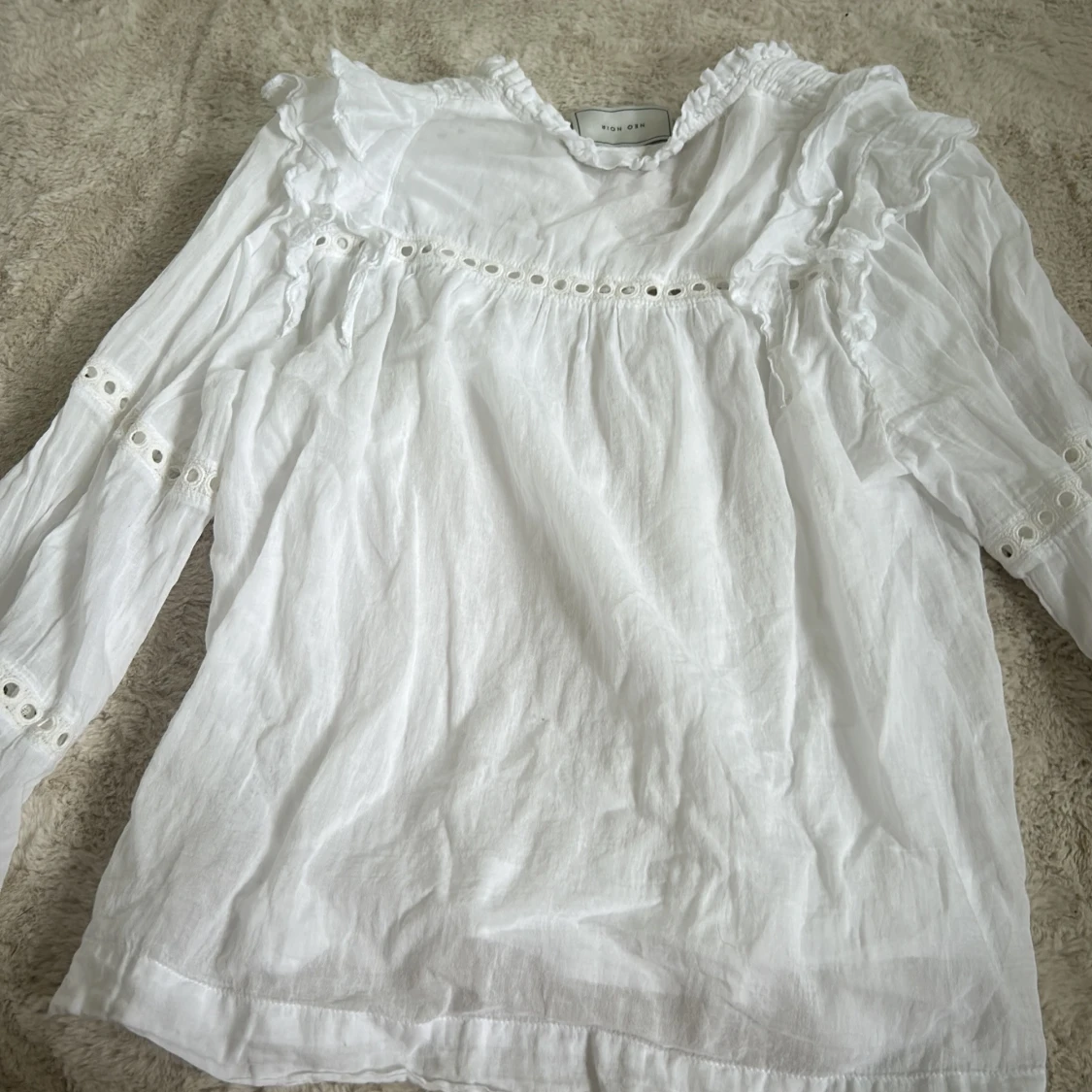 Vit blus från Neo noir  - 3